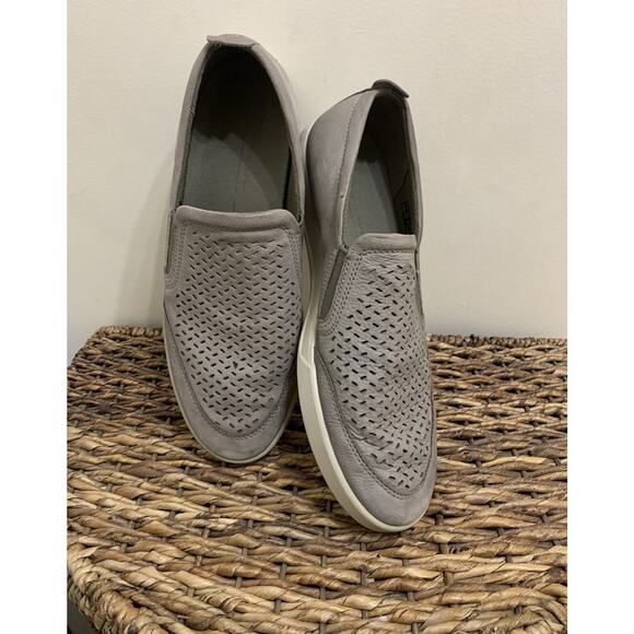 ECCO Mens Collin 2.0 Slip On Perf Leather Cut Out Detail Elastic Goring Grey 13 - Picture 1 of 10